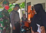 Pembagian BST Untuk Warga Terdampak Covid – 19 di Ngawen Dijaga TNI – Polri