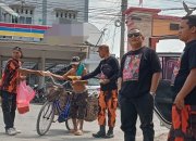 Relawan Ahmad Lutfi di Blora Bagikan Ratusan Nasi Bungkus