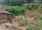 Longsor di Desa Kembang, Satu Rumah Rusak Parah