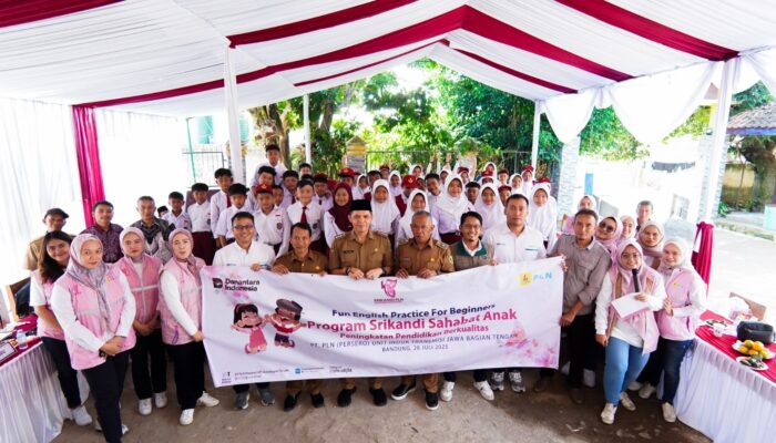 Dukung Wujudkan Sekolah Rakyat, Srikandi PLN UITJBT Gelar Kelas English Practice untuk Sekolah Dasar