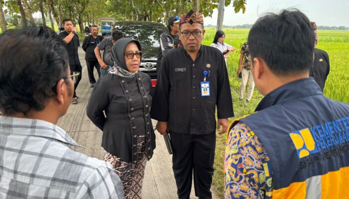 Tinjau 3 Titik, Kementerian PU Beri Sinyal Hijau untuk Stadion Blora