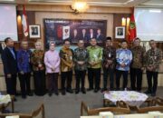 Hadiri Bedah Buku “Mens Rea”, Bupati Arief Siap Undang Kajati Jateng ke Blora untuk Beri Pencerahan