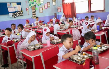 Program Makan Bergizi Gratis dan Tantangan Memutus Kemiskinan