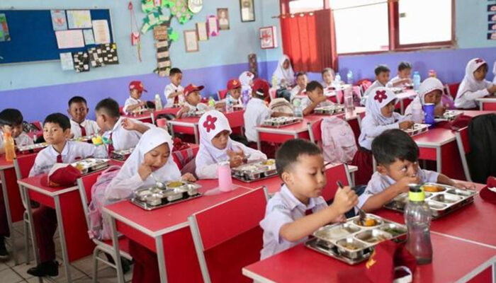 Program Makan Bergizi Gratis dan Tantangan Memutus Kemiskinan