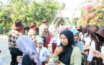 MPLS Kreatif SDN Sendanggayam Curi Perhatian, Murid Baru Disambut Pedang Pora