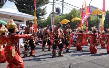Pawai Pembangunan Blora Jadi Panggung Budaya Nusantara